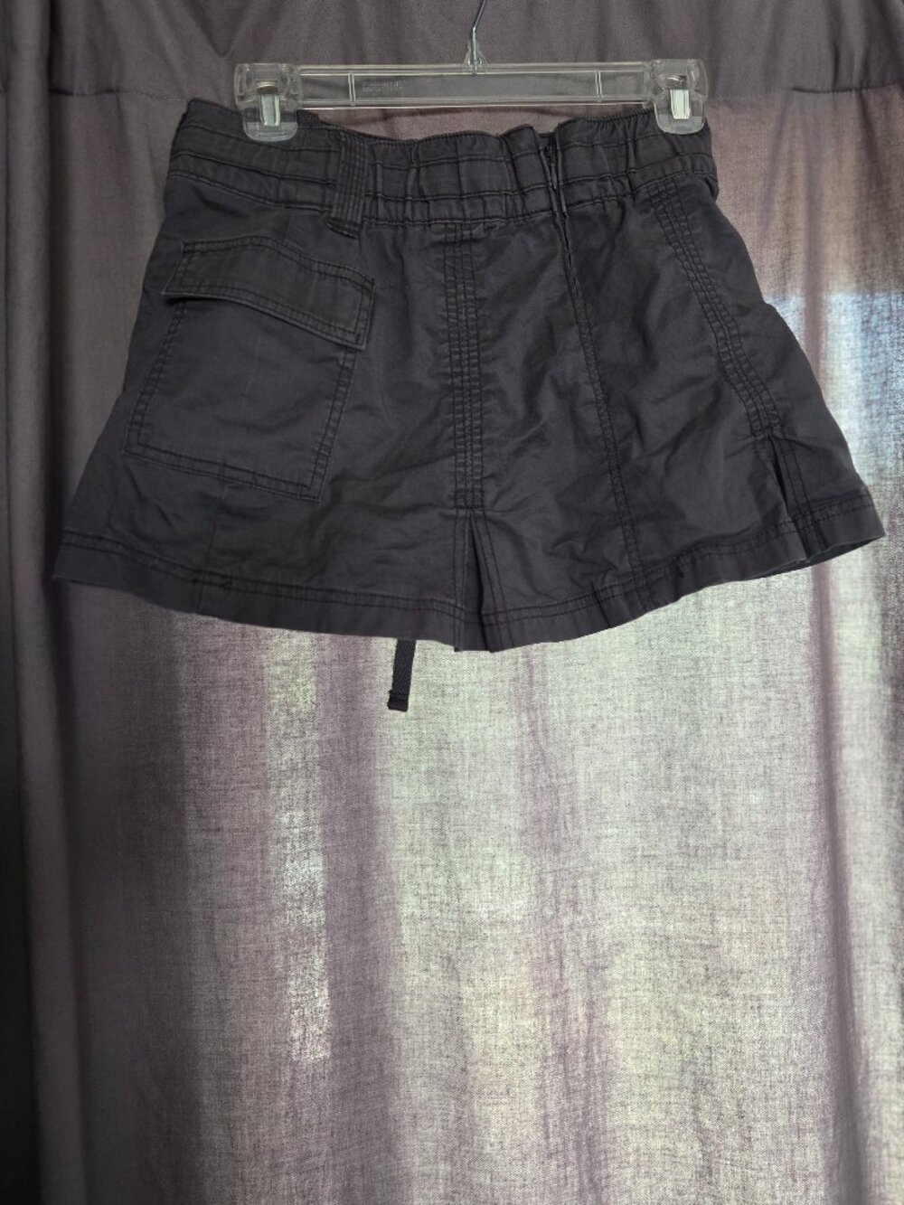 Hollister Charcoal Gray Mid-Rise Mini Drawstring Cargo Skort Y2K Inspired